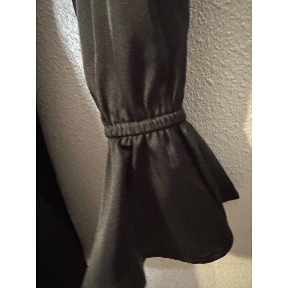 Spring & Mercer Dress L Black Long Flutter Sleeve Tie Front Cut Out NEW - Picture 11 of 16